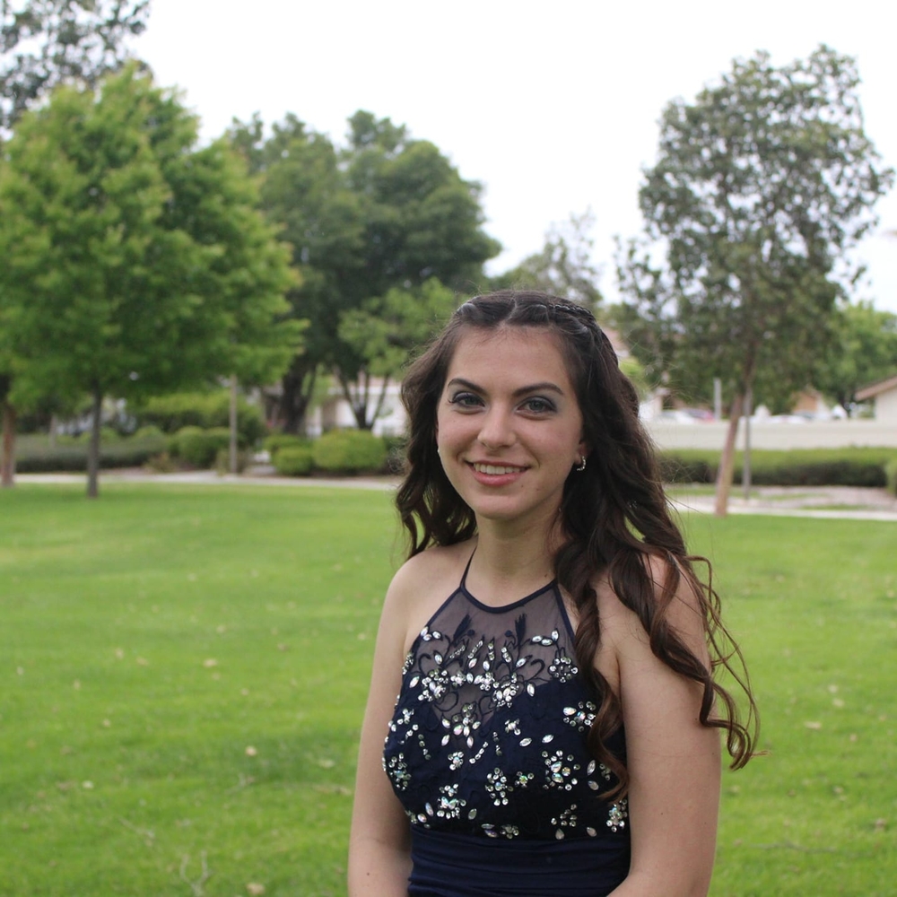 Meet your Posher, Laura